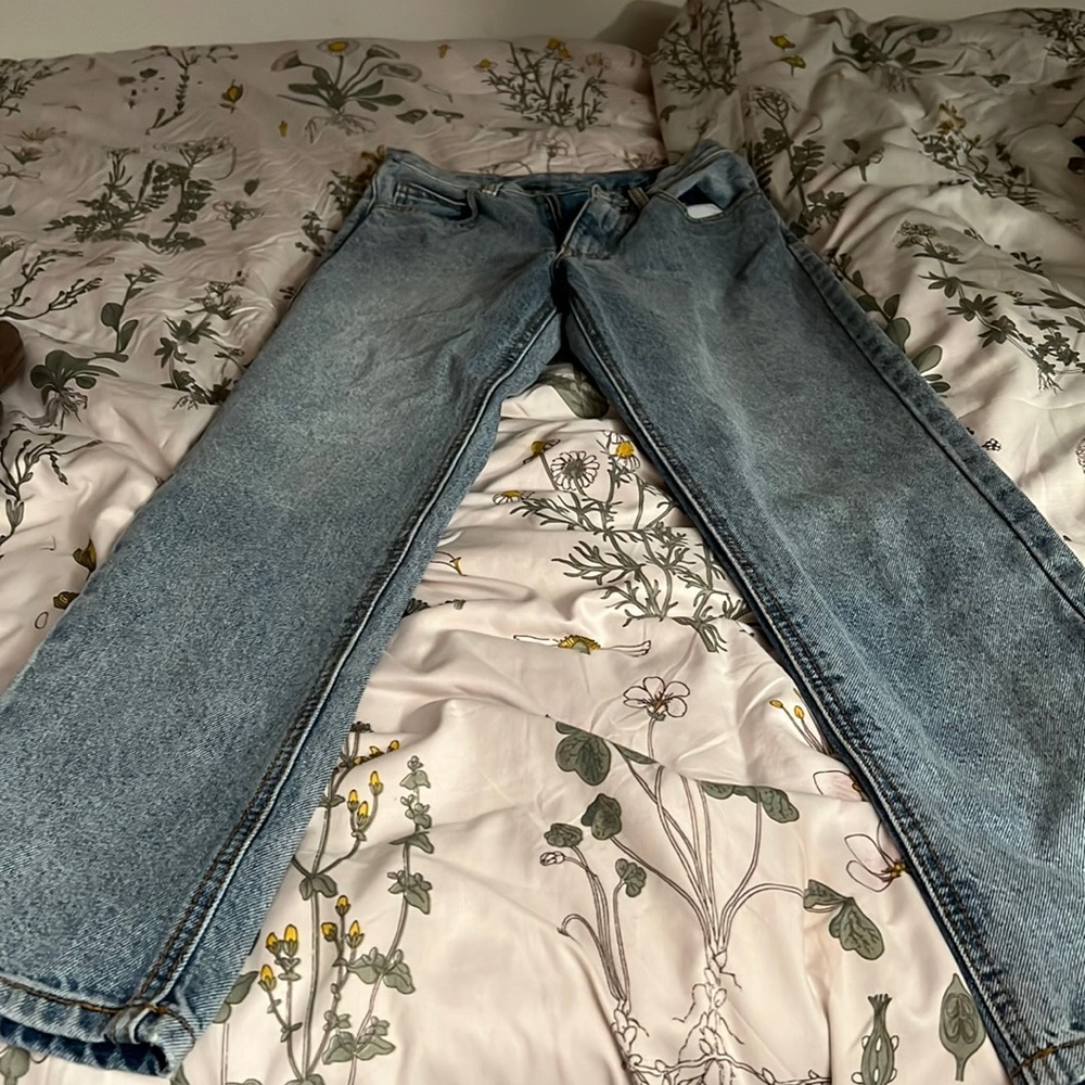 Brandy Melville, Straight Jeans